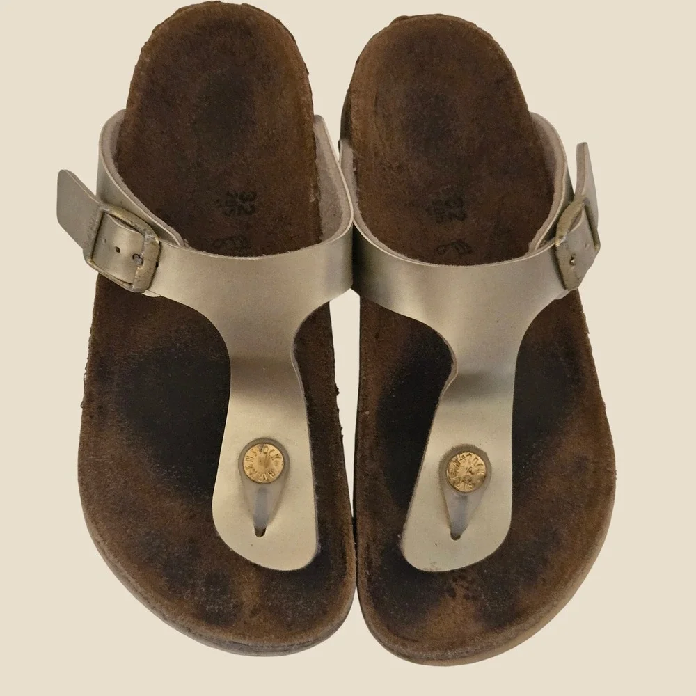Birkenstock Gizeh Kids Metallic Gold Thong Sandals Cork Footbed EU 32 US 1-1.5